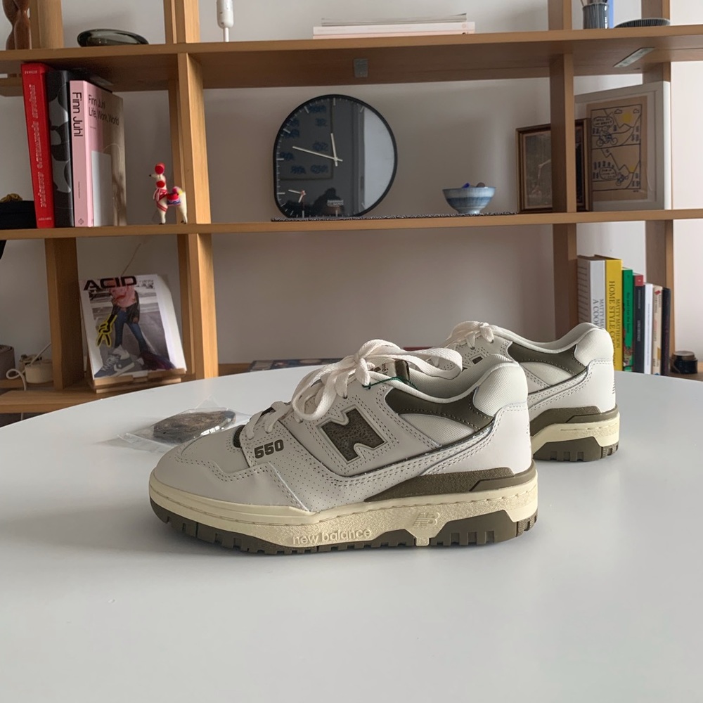 Aime Leon dore x new balance 550 in olive green (5M/6.5W). Worn twice